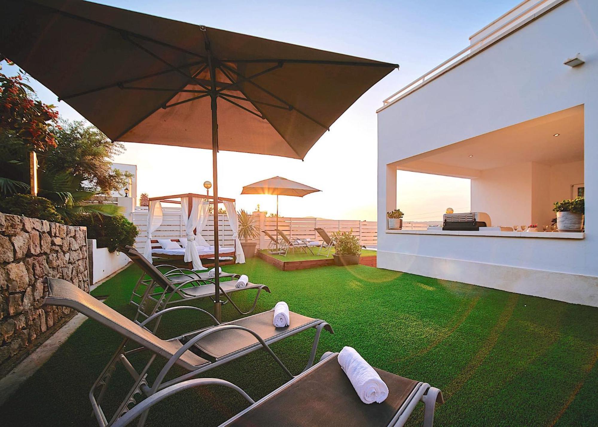 Villa Romeo 2Km From Ibiza Town And 1Km From Talamanca Beach Санта-Эулалия-дель-Рио Экстерьер фото