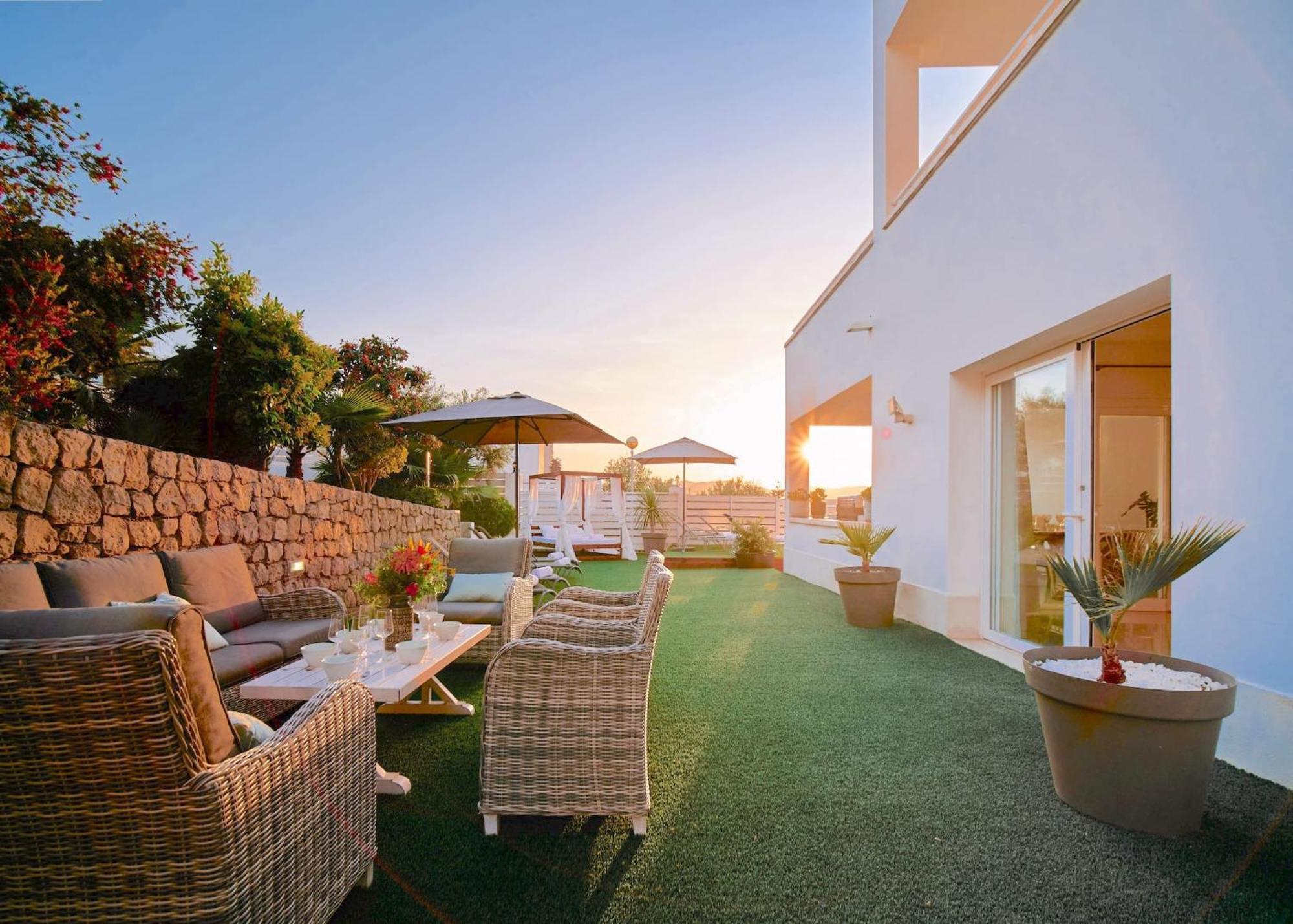 Villa Romeo 2Km From Ibiza Town And 1Km From Talamanca Beach Санта-Эулалия-дель-Рио Экстерьер фото